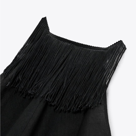 Zara Black LINEN FRINGE HALTER TOP
NWT Size Medium - Picture 7 of 8